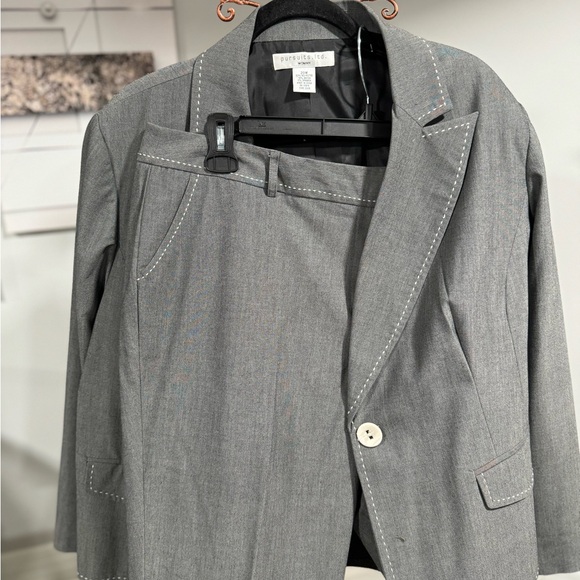 Pursuits Ltd. women’s plus size gray suit separate set - Picture 11 of 13